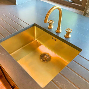 brass_sink_set_in_worktop