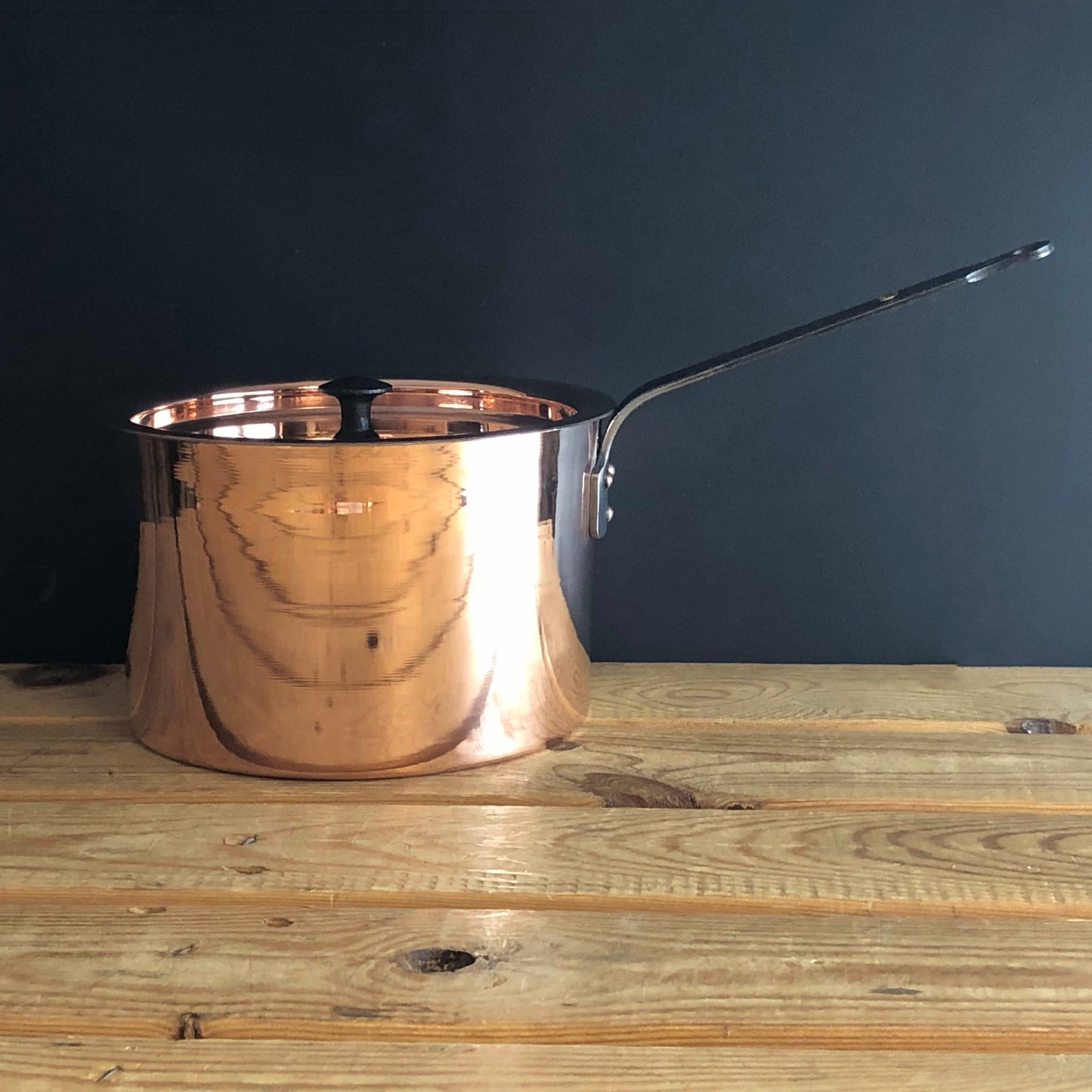8 inch copper saucepan with lid