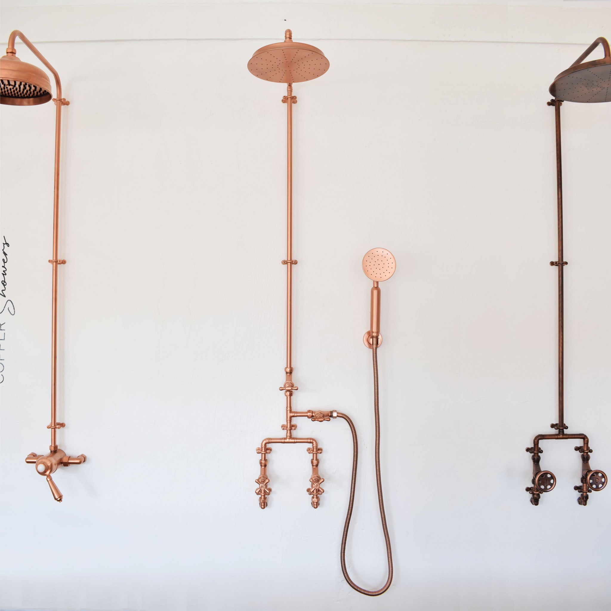 Our stunning copper shower with handset adds a touch of elegance to any bathroom while providing a powerful, invigorating spray.