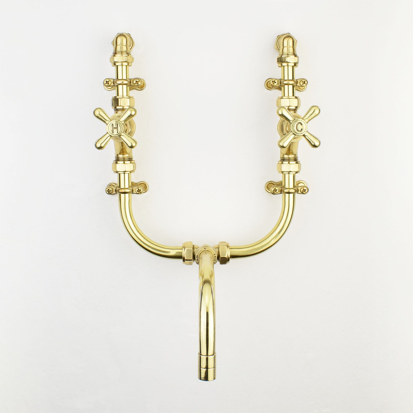 Fully brass wall mounted tap