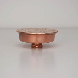 This copper shower head offers superior water pressure and flow, creating a refreshing and rejuvenating shower experience that will leave you feeling invigorated.