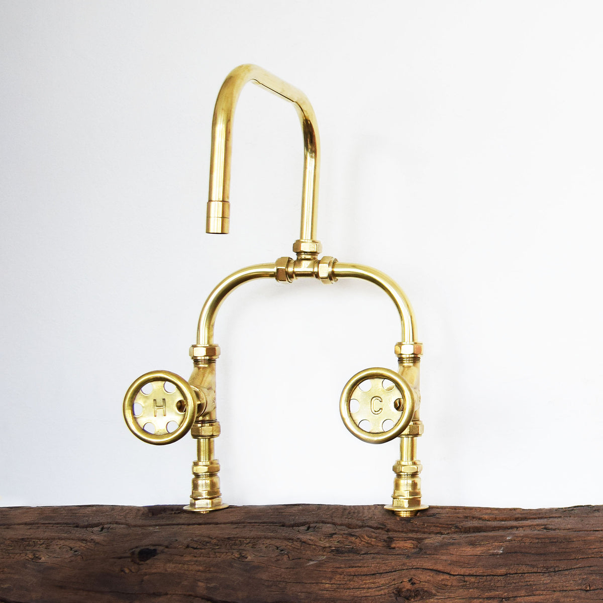 Surface Mounted Taps for Kitchen or Bathroom Proper Copper Design